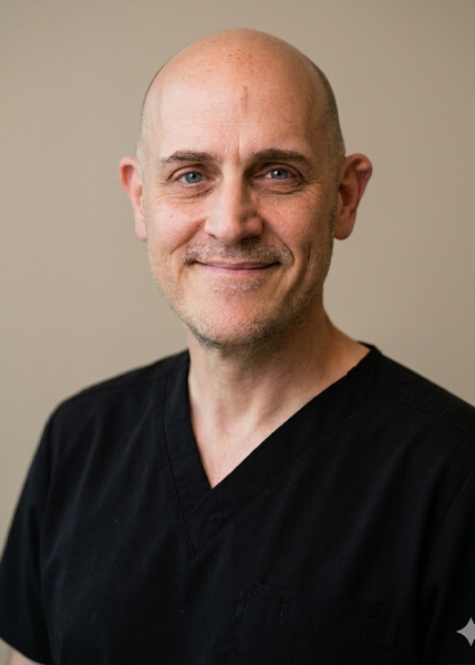 Dr Christopher Wellwood